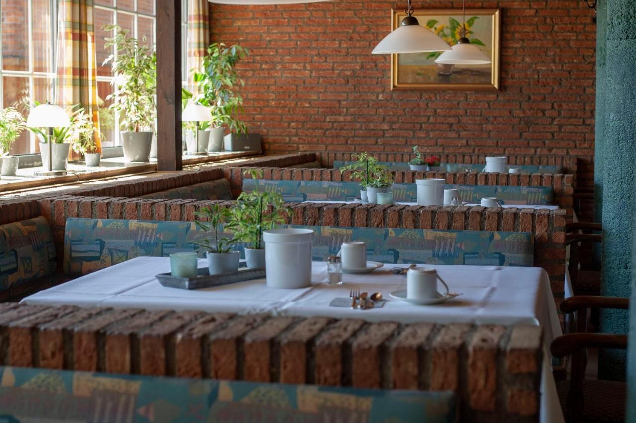 Schlueter Hotel & Restaurant Wankendorf Extérieur photo